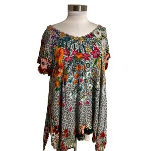 Johnny Was Floral Print Scalloped Tunic Blouse Grey Multicolor Rayon Small